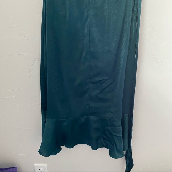 Lulu’s Wrapped Up In Love Dark Green Satin Faux-Wrap Midi Dress NWT - Picture 13 of 13